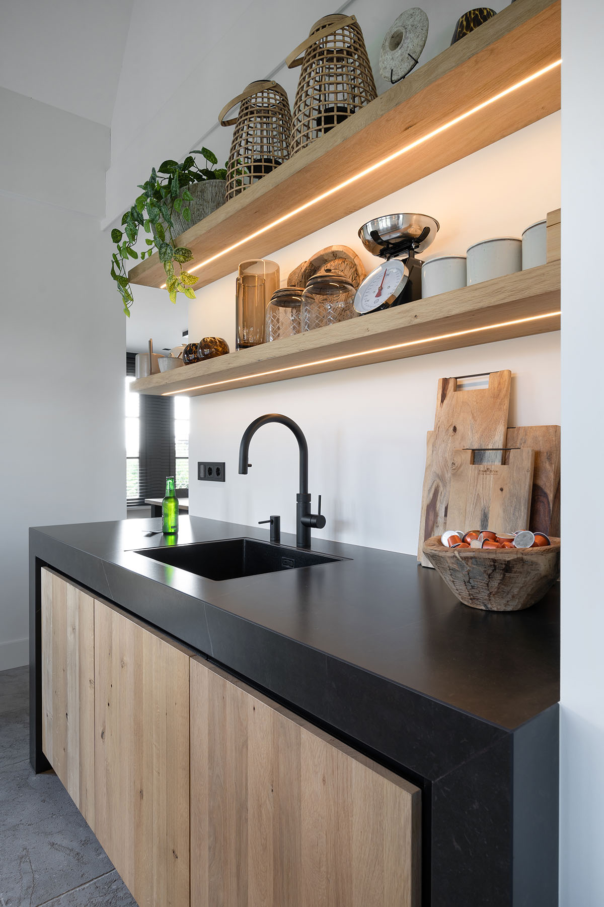 eikenhouten leefkeuken