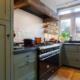 Landelijke groene keuken | Schoonhoven Keukens en Interieur